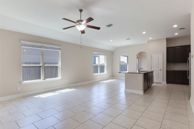 420 Blue Waterleaf LN, Georgetown, TX 78626