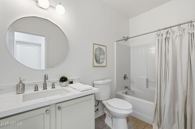 12105 W OCOTILLO Lane, El Mirage, AZ 85335