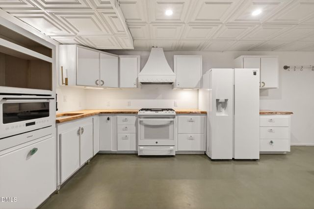 85 Christenbury Lane, Clayton, NC 27527
