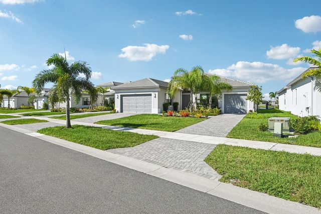 12274 SW Saltwater Dr, Port St Lucie, FL 34987