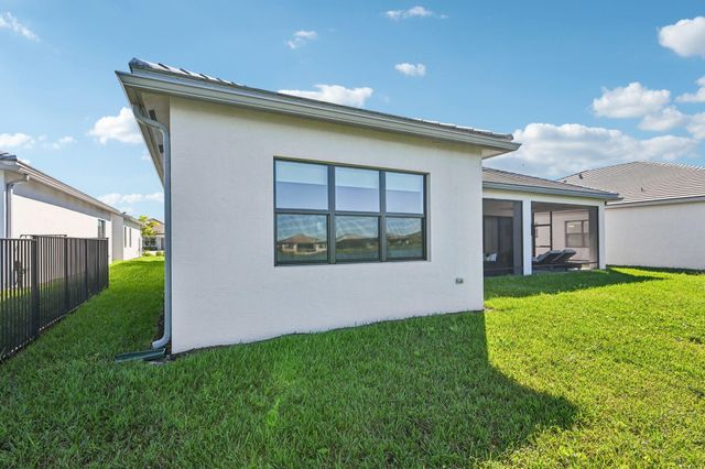 12274 SW Saltwater Dr, Port St Lucie, FL 34987