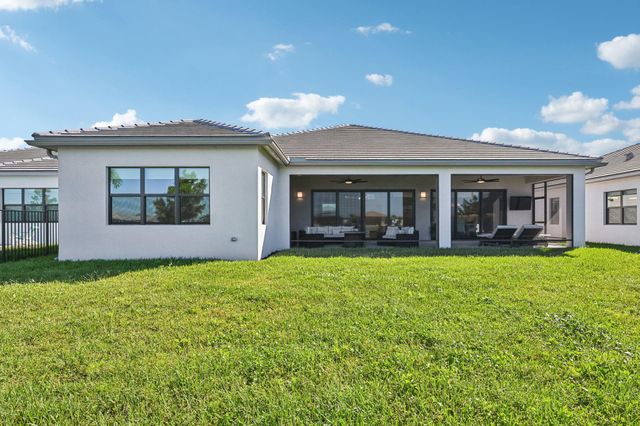 12274 SW Saltwater Dr, Port St Lucie, FL 34987