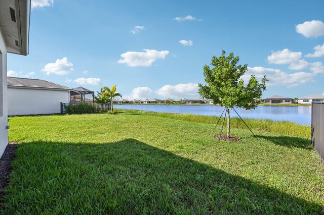 12274 SW Saltwater Dr, Port St Lucie, FL 34987