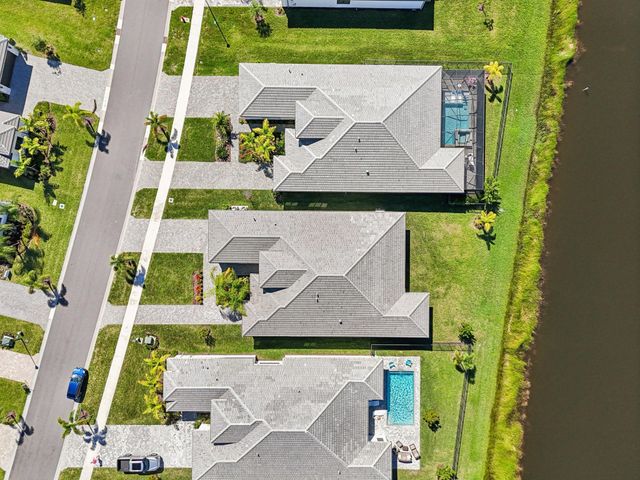 12274 SW Saltwater Dr, Port St Lucie, FL 34987