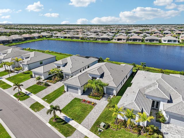 12274 SW Saltwater Dr, Port St Lucie, FL 34987