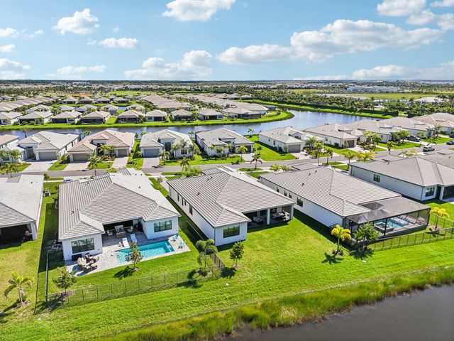 12274 SW Saltwater Dr, Port St Lucie, FL 34987