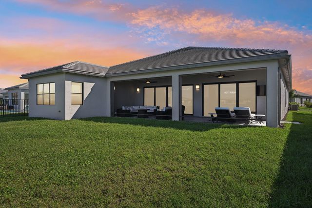 12274 SW Saltwater Dr, Port St Lucie, FL 34987