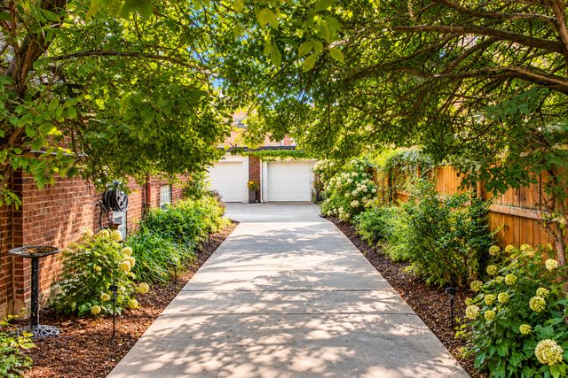 7225-27 S Yates Boulevard, Chicago, IL 60649