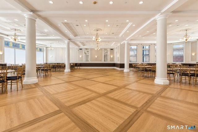 35 Union Street, New London, CT 06320