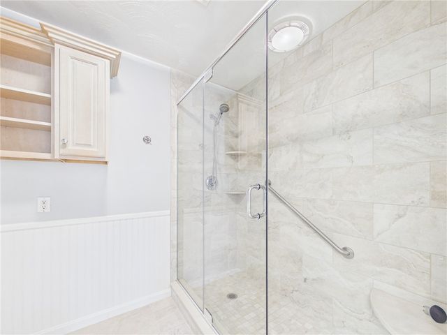 246 Spencer Woods Drive, Warwick, RI 02818