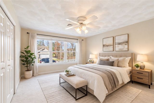 246 Spencer Woods Drive, Warwick, RI 02818