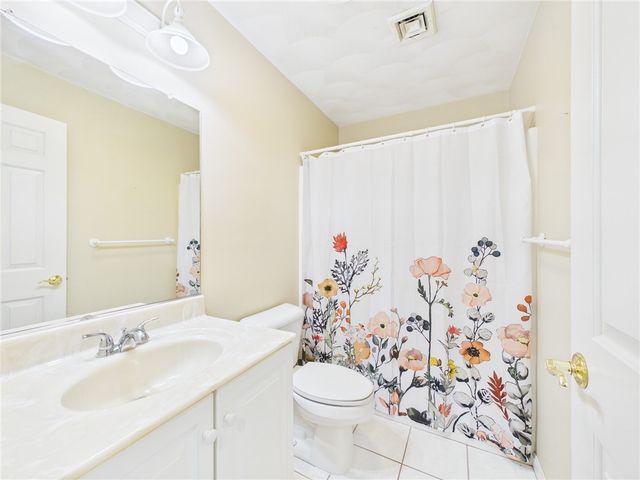 246 Spencer Woods Drive, Warwick, RI 02818