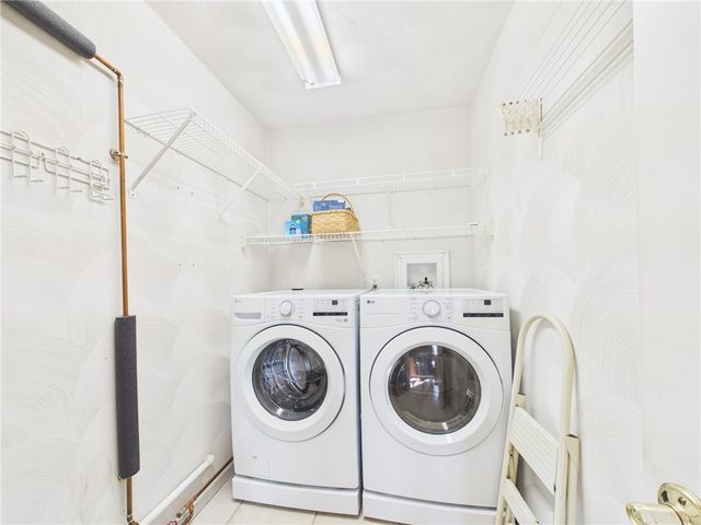 246 Spencer Woods Drive, Warwick, RI 02818