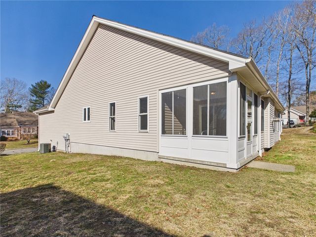 246 Spencer Woods Drive, Warwick, RI 02818