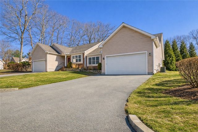 246 Spencer Woods Drive, Warwick, RI 02818