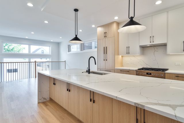 1835 N Lawndale Avenue, Chicago, IL 60647