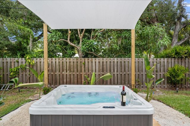 2706 10th Avenue, Vero Beach, FL 32960