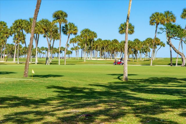 2706 10th Avenue, Vero Beach, FL 32960