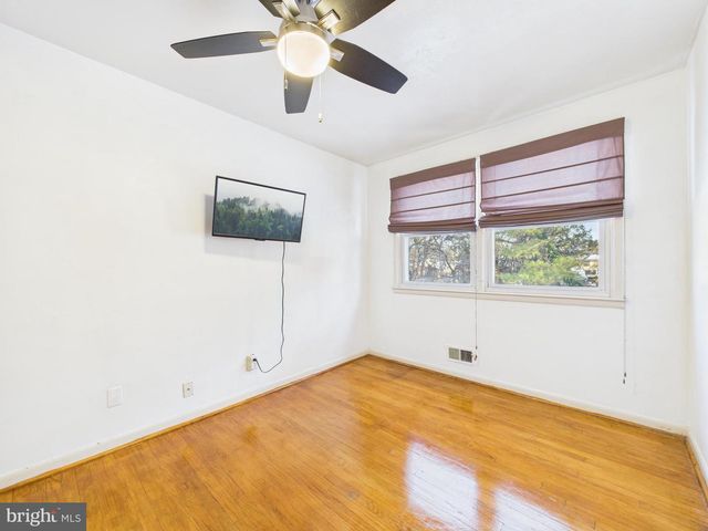 3213 DOYCRON CT, Baltimore, MD 21207