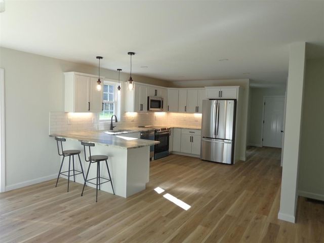 97 Fairview Drive, Pittsfield, NH 03263