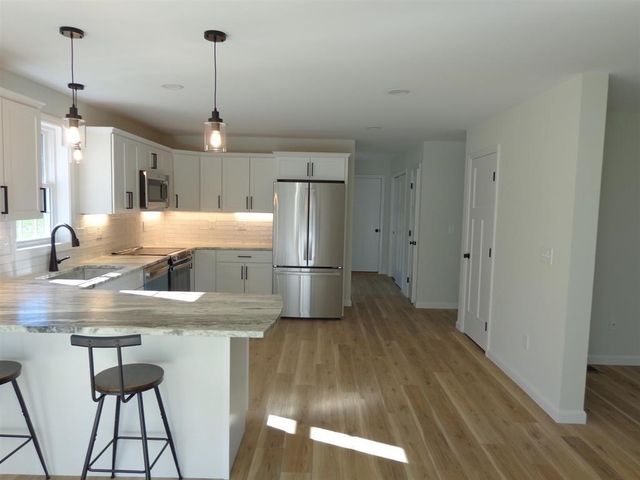 97 Fairview Drive, Pittsfield, NH 03263