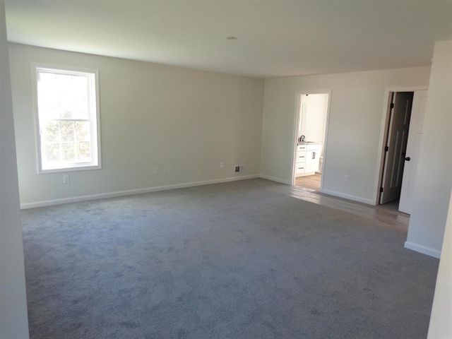 97 Fairview Drive, Pittsfield, NH 03263