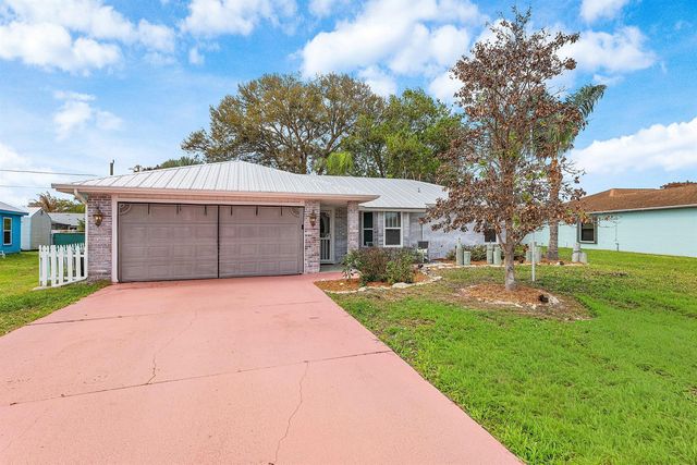 2114 SE Midtown Road, Port St. Lucie, FL 34952
