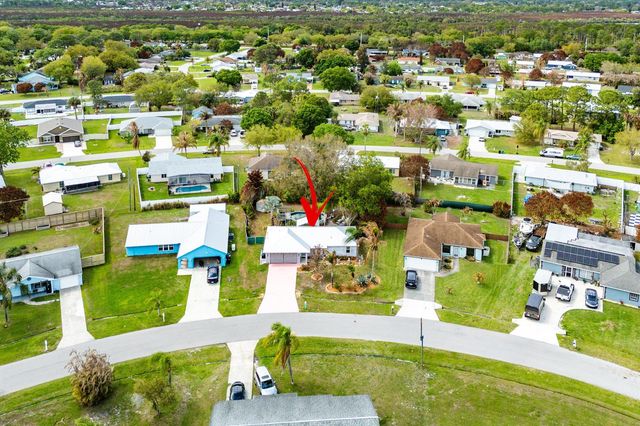 2114 SE Midtown Road, Port St. Lucie, FL 34952