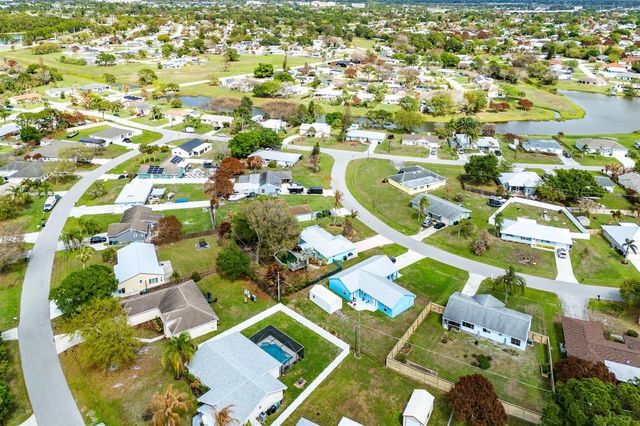 2114 SE Midtown Road, Port St. Lucie, FL 34952