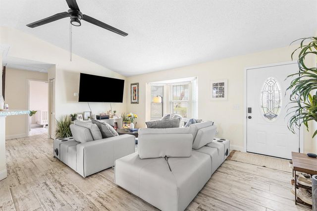 2114 SE Midtown Road, Port St. Lucie, FL 34952