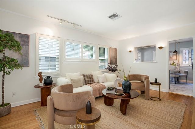 615 N 6th Street, Burbank, CA 91501