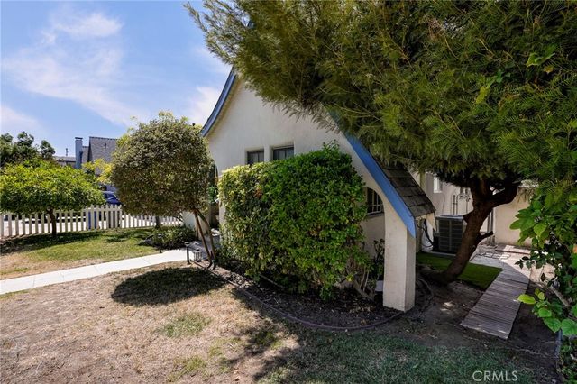 615 N 6th Street, Burbank, CA 91501