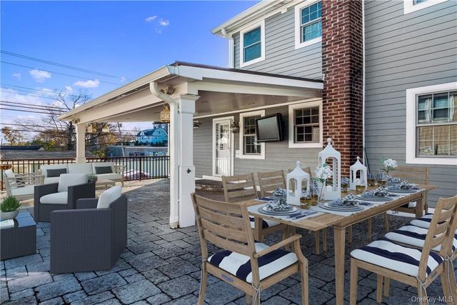 111 Frank Avenue, Mamaroneck, NY 10543