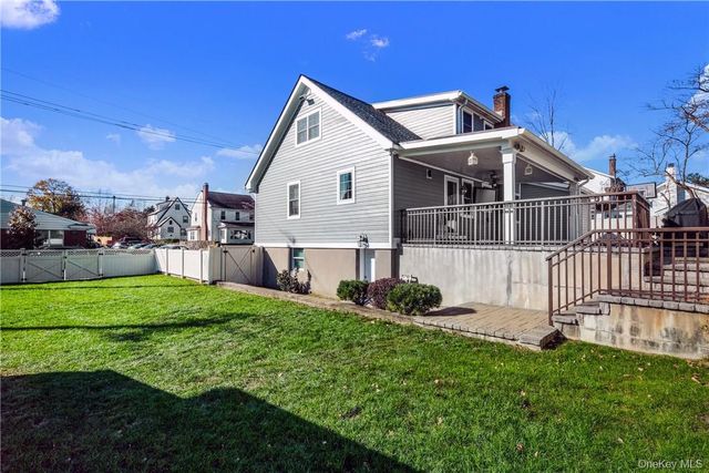 111 Frank Avenue, Mamaroneck, NY 10543