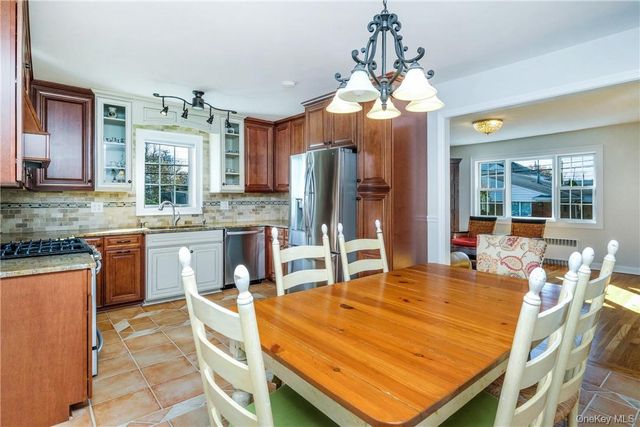 111 Frank Avenue, Mamaroneck, NY 10543