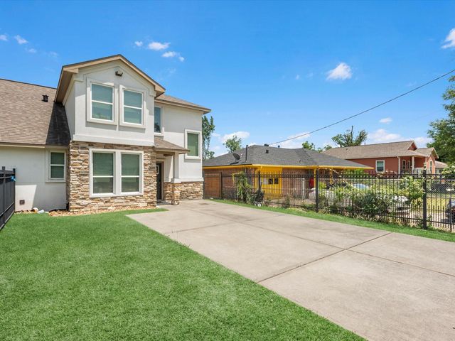 7718 Duncan Street, Houston, TX 77093