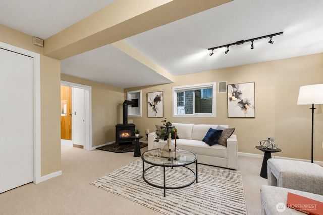 510 N 138th Street, Seattle, WA 98133