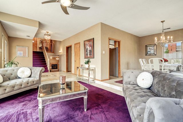 529 La Bajada Court NW, Albuquerque, NM 87105