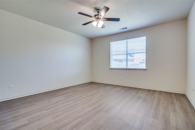 4760 Avocet Drive, Mesquite, TX 75181