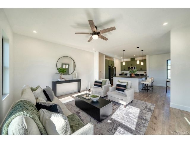 866 Hoover Cir, Poncha Springs, CO 81242