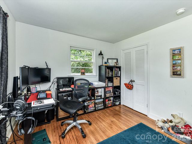 7109 Rockcliff Court, Charlotte, NC 28210