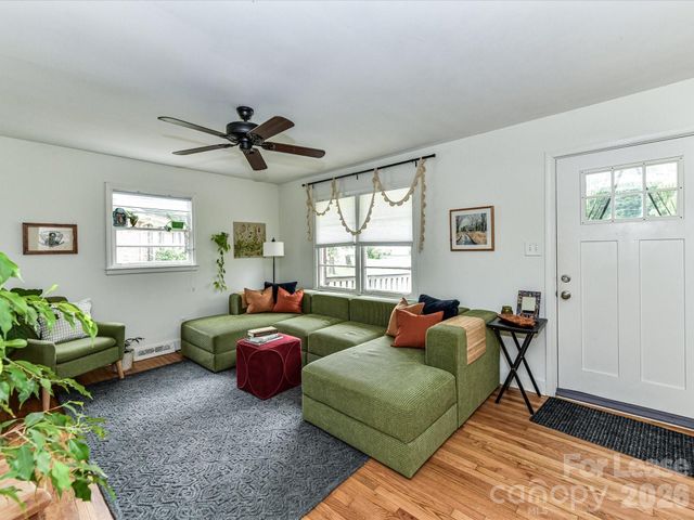 7109 Rockcliff Court, Charlotte, NC 28210
