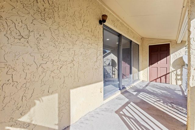 7512 GALLINETA COURT 7512, Tampa, FL 33615