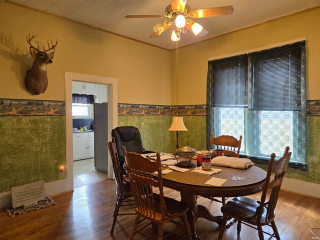 1007 N 10th Street, Vincennes, IN 47591