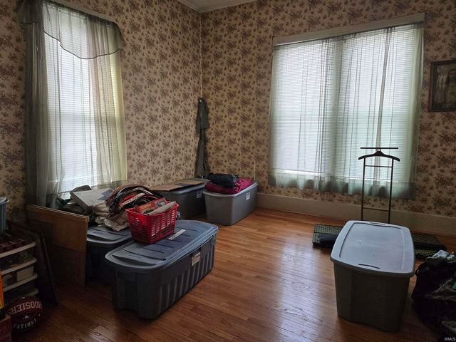 1007 N 10th Street, Vincennes, IN 47591