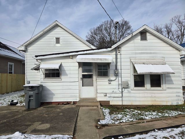1007 N 10th Street, Vincennes, IN 47591