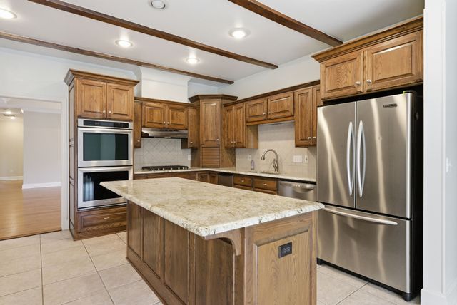 3811 Woods Boulevard, Tyler, TX 75707