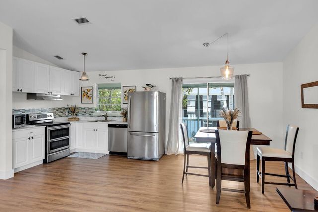 878 La Paloma Road, Key Largo, FL 33037