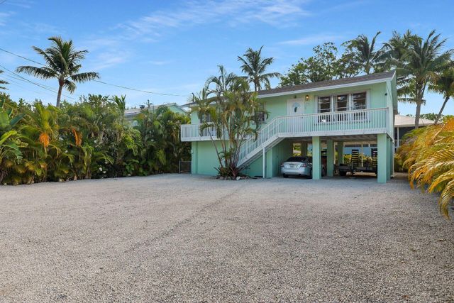 878 La Paloma Road, Key Largo, FL 33037