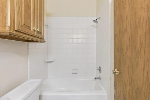 1005 Bentbrook Place, Norman, OK 73072